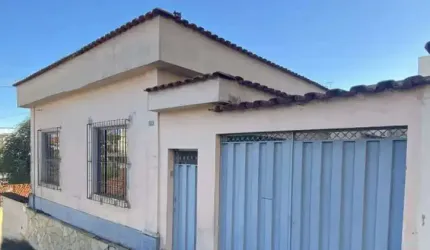 Oportunidade única no centro de Barbacena!