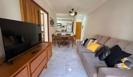 Apartamento com 02 dormitórios na Praia grande em Ubatuba.