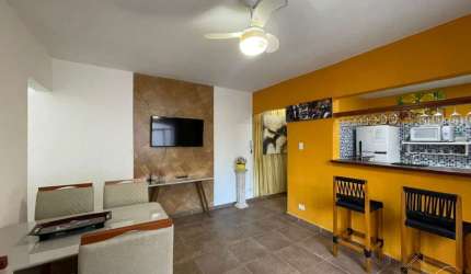 Apartamento com 02 dormitórios à 100 metros da praia do Tenório