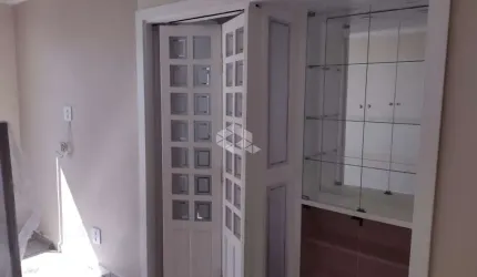 Apartamento no Tremembé com 2 dormitórios e 1 vaga