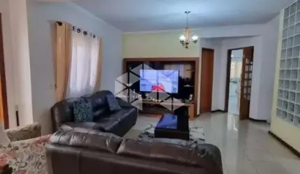 Sobrado na Vila Mazzei com 4 dormitórios e 6 vagas