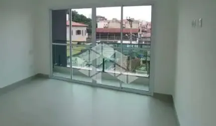 Sobrado na Parada Inglesa com 3 dormitórios e 2 vagas de garagem