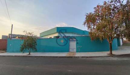 Casa à venda no bairro Residencial Lívia I - Botucatu/SP