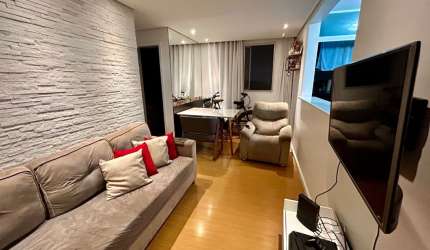 Apartamento 02 Dormitórios a 300m da estação Autodromo