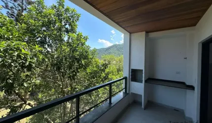 Lindo loft a 150 mts da praia do Perequê Açú c/ piscina