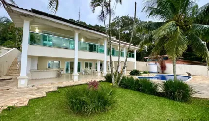 Linda casa alto padrão pé na areia na praia do Tenório