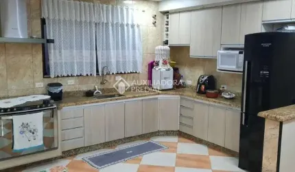 Casa com 3 quartos à venda na Avenida Marginal Córrego Taióca, 2825, Jardim Las Vegas, Santo André, 253 m2 por R$ 670.000