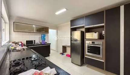 Casa com 3 quartos à venda na Rua Arafura, 101, Jardim do Mar, São Bernardo do Campo, 199 m2 por R$ 989.000