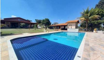 Fazenda à venda na Barão do Rio Branco, 94, 261, Centro, Porto Feliz, 537 m2 por R$ 1.900.000