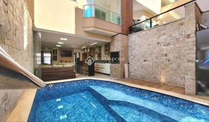 Casa com 3 quartos à venda na Rua Lupicínio Rodrigues, 38, Jordanópolis, São Bernardo do Campo, 217 m2 por R$ 1.150.000
