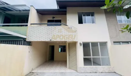 Sobrado para Venda em Curitiba, Boa Vista, 5 dormitórios, 1 suíte, 4 banheiros, 2 vagas