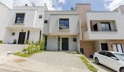 Sobrado para Venda em Curitiba, Santa Cândida, 3 dormitórios, 1 suíte, 2 banheiros, 1 vaga