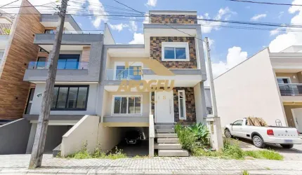 Sobrado para Venda em Curitiba, Pinheirinho, 3 dormitórios, 1 suíte, 3 banheiros, 5 vagas