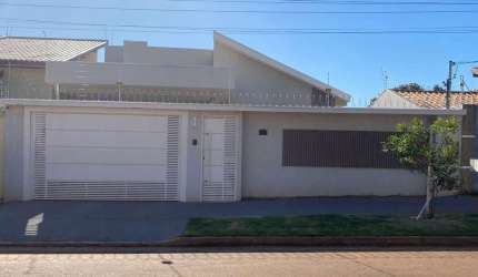 Encantadora  Residência  no  Rita  Vieira  -  Lar  Aconchegante  com  Acabamento  Refinado  em  Campo  Grande,  MS