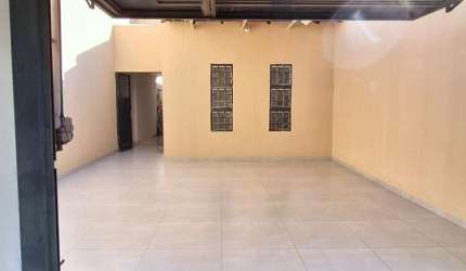 Casa para Venda em Araçatuba, Concórdia III, 2 dormitórios, 1 suíte, 2 banheiros, 1 vaga