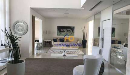 Vende apartamento vila marina Mobiliado porteira fechada 3 dormitórios 3 suítes 4 vagas 1 deposito lazer próximo metrô Ana Rosa .