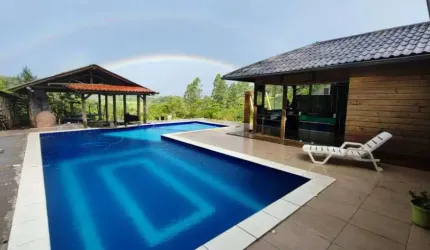 Sítio com piscina e ofuro em Antônio Carlos 13m²