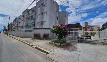Apartamento à Venda na Serraria - São José