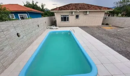 Imóvel 2 quartos, Praia do Sonho com Piscina - Palhoça - SC