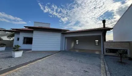Casa em Alvenaria - Aririu - Palhoça