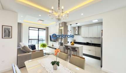 Apartamento com vista mar - 2 dormitórios, sendo 1 suíte - Barreiros, São José