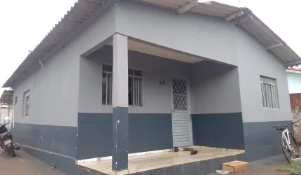 Casa documentada com área  total 420 metros quadrados 