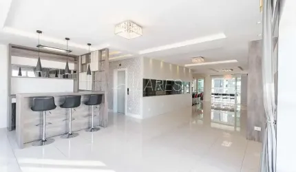 Apartamento com 193.19 m², 4 quartos sendo 2 suítes à venda no bairro Vila Izabel.