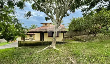 Casa para Venda em Armação dos Búzios, Arpoador, 3 dormitórios, 1 suíte, 2 banheiros, 5 vagas