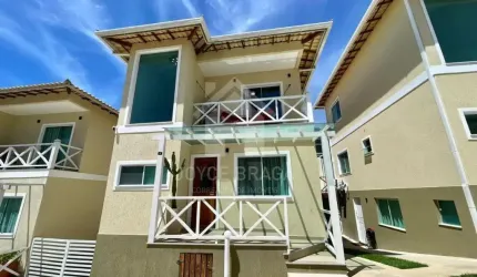 CASA TRIPLEX A VENDA EM CONDOMÍNIO FECHADO a 300 metros da praia Rasa!
