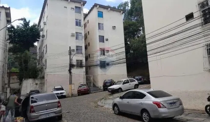 Apartamento á venda com 2 quartos ,  50m² em  Praça seca -Rio de janeiro