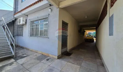 Casa á venda com 2 quartos com 386m²  em Realengo - Rio de Janeiro