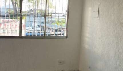 Sala comercial para locação na av Rio das Pedras