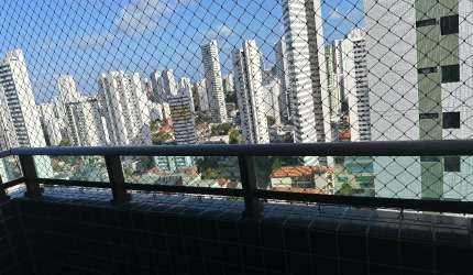 TORRE, ANDAR ALTO, 54 m2, 02 QTOS SENDO 01 SUÍTE, 02 VAGAS DE GARAGEM