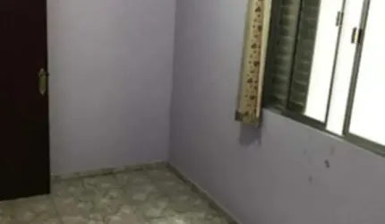 ASSOBRADADA COM 2 CASAS