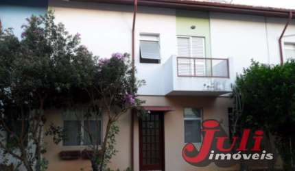 SOBRADO EM JACAREI CONDOMINIO FECHADO
