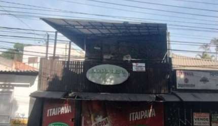 SOBRADO COMERCIAL AMPLO COM MORADIA NOS FUNDOS