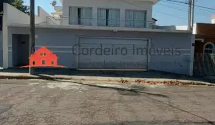 Casa para Venda em Amparo, Jardim Itália, 3 dormitórios, 1 suíte, 3 banheiros