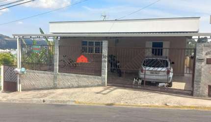 Casa para Venda em Serra Negra, Bairro das Palmeiras, 4 dormitórios, 1 suíte, 1 banheiro, 1 vaga