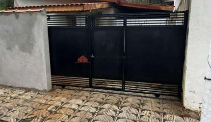 Casa para Venda em Serra Negra, Campo do 7, 2 dormitórios, 1 suíte, 2 banheiros, 3 vagas