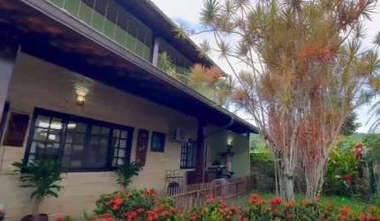 Casa com 4 dormitórios à venda, 383 m² por R$ 930.000,00 - Vargem Grande - Rio de Janeiro/RJ