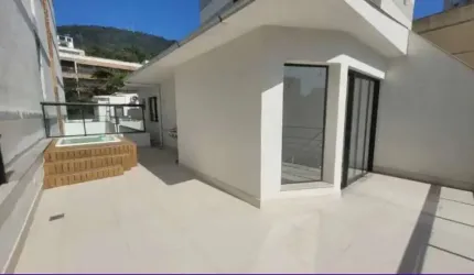 Cobertura duplex com 4 quartos na Tijuca