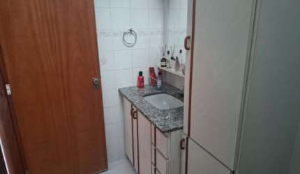 Sobrado para Venda em Jundiaí, Centro, 2 dormitórios, 2 banheiros, 1 vaga