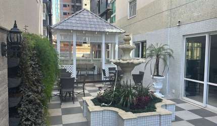 Apartamento com 4 dormitórios à venda sendo 4 suítes, 185 m  por - R  3.200.000,00 - Meia Praia - It