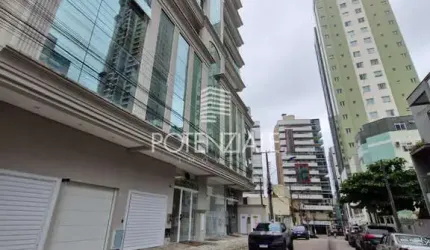 Apartamento à venda, ótima localização no Centro, ITAPEMA - SC