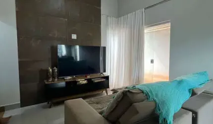 Casa à Venda no Residencial Colinas do Engenho I em Limeira-SP