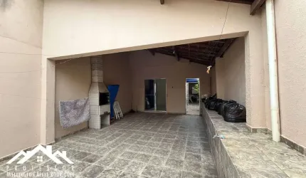 Casa no Jardim Olga Veroni, próximo à Rodovia Anhanguera, em Limeira-SP