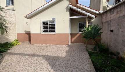LINDA CASA SEMI MOBILIADA EM CURITIBA! OPORTUNIDADE ÚNICA PARA VOCÊ QUE BUSCA COMODIDADE