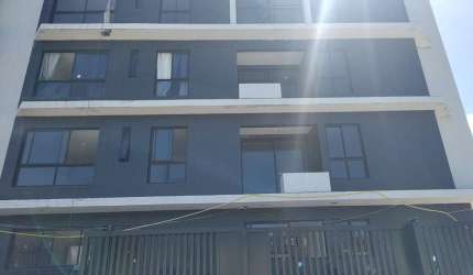 Apartamento de 2 quatos no Portal do Sol. Localização extra.