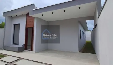 Linda casa bem localizada.