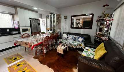 Casa com 2 quartos à venda na Martin Maul, 109, Iririú, Joinville por R$ 450.000